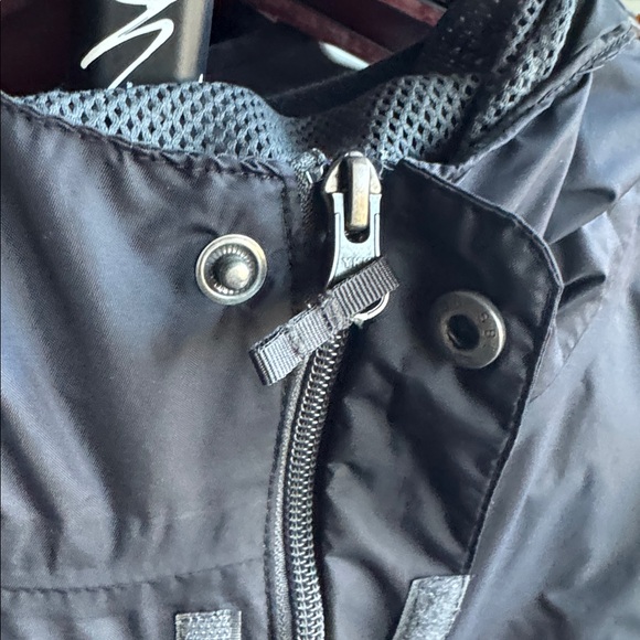 Columbia Raincoat - Picture 3 of 7